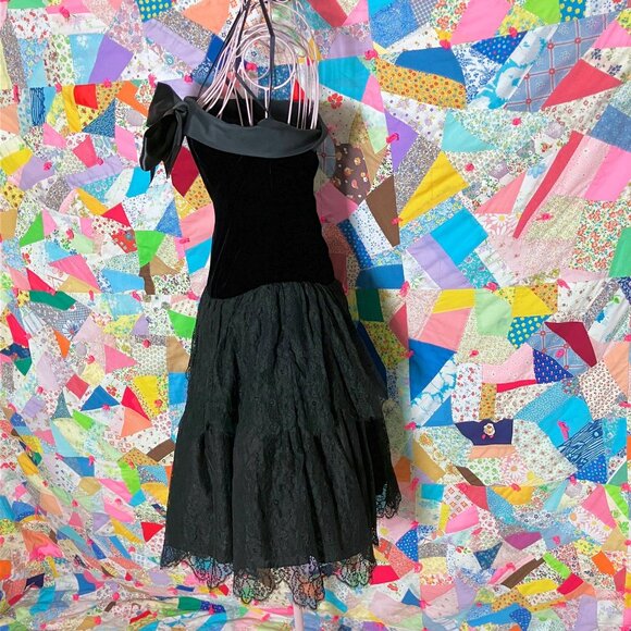 80s vintage dress  cocktail tiered ruffle big flower strapless prom - Picture 3 of 10